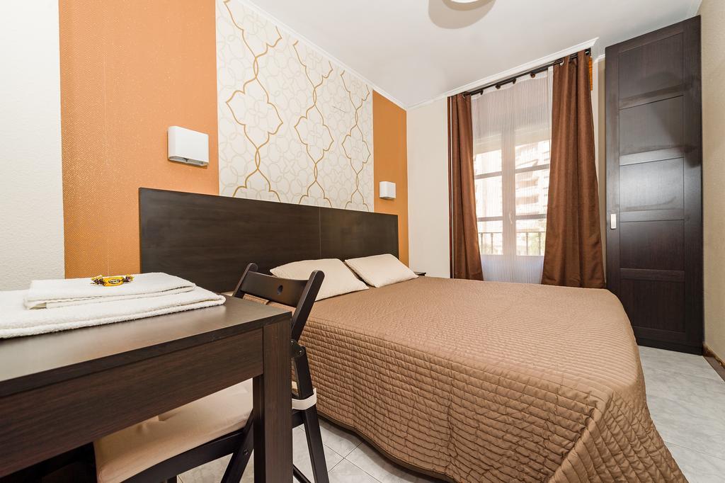 Alojamientos Rooms Catamaran Castro Urdiales Exterior photo