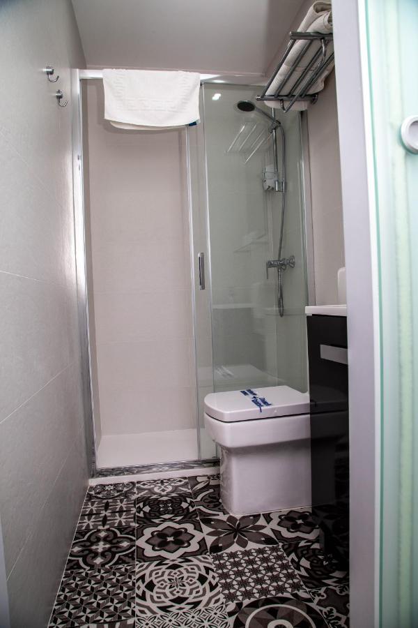 Alojamientos Rooms Catamaran Castro Urdiales Exterior photo