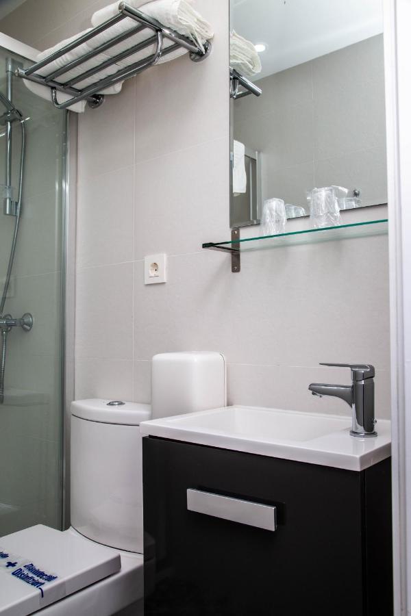 Alojamientos Rooms Catamaran Castro Urdiales Exterior photo